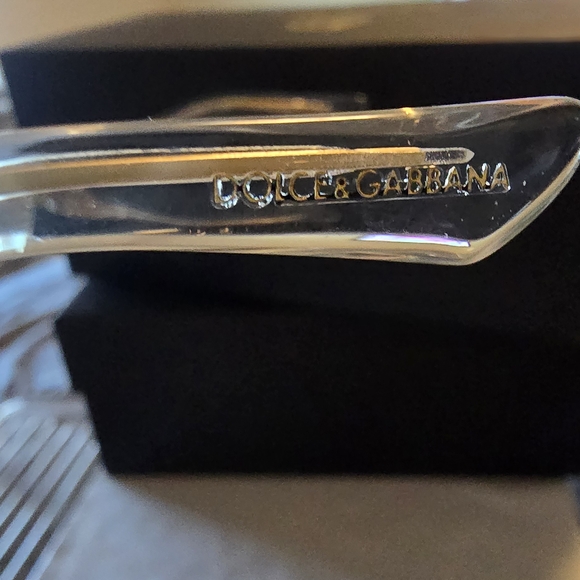 New, In Box, Dolce & Gabbana Gold Sunglasses - Picture 12 of 13